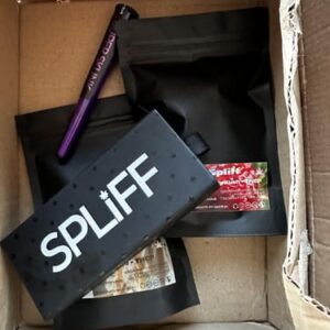 Click to view full screen Boîte de 3 joints CBD Pré-Roulés - White Widow photo review